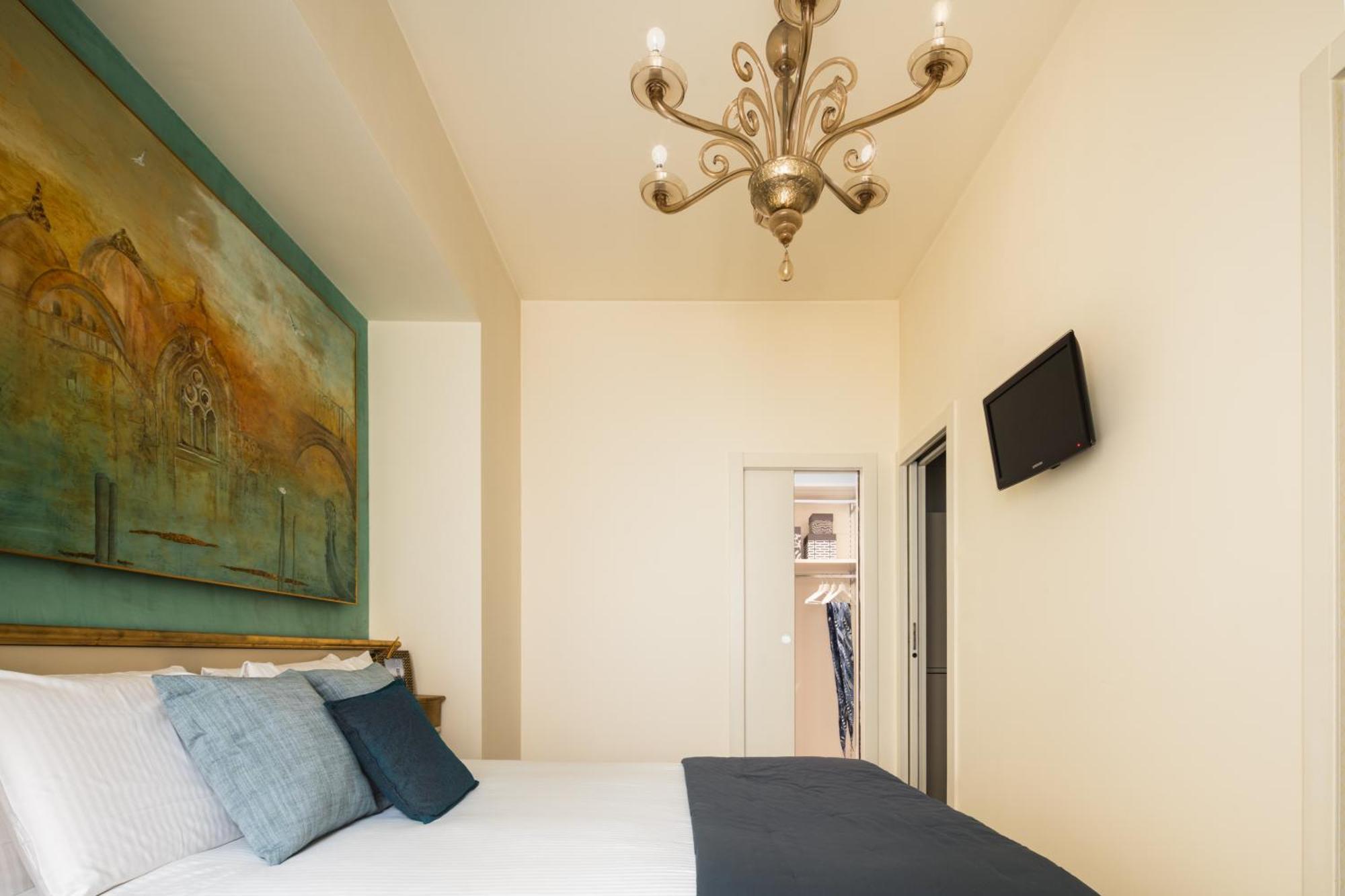Grand Canal Luxury Apartment With Terrace R&R Венеция Екстериор снимка